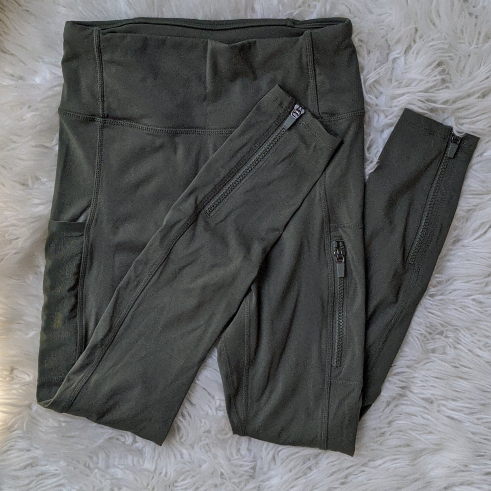 Fabletics Utility Legging